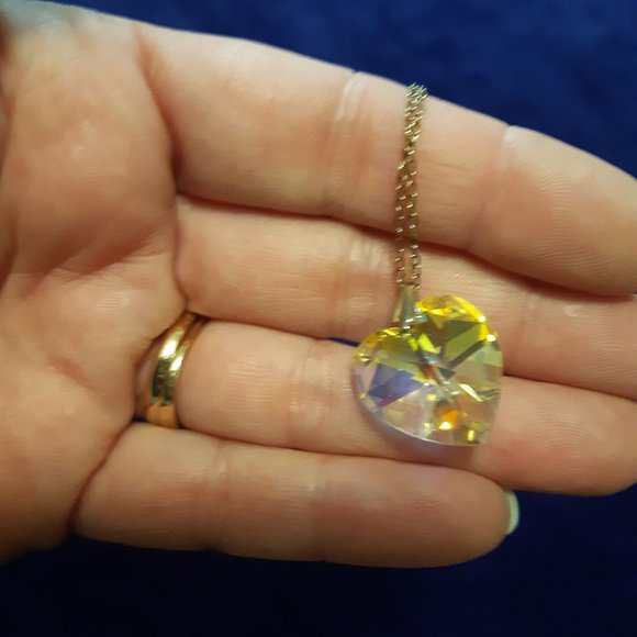 Vintage Crystal Prism Heart Necklace 9 inches long - Picture 2 of 5